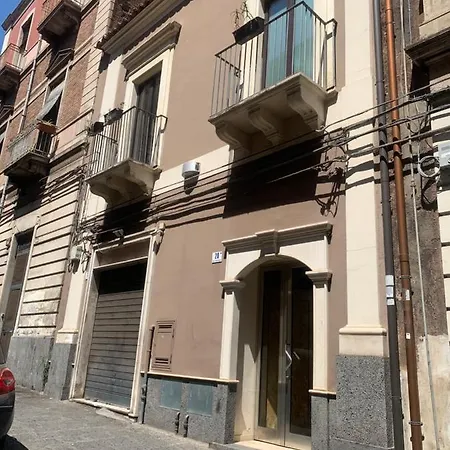Ottomood House